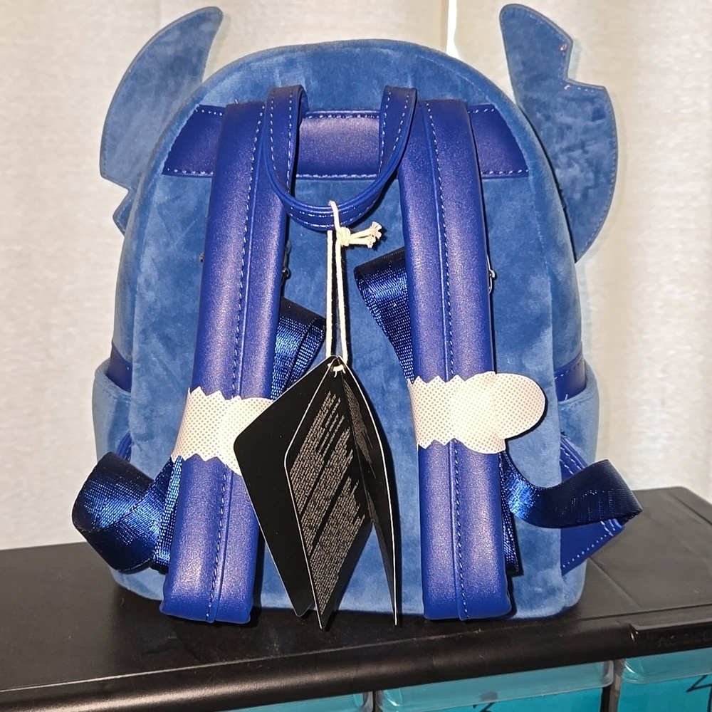 Loungefly Disney Stitch Shaka Backpack (Flocked) - Picture 2 of 4